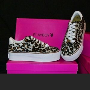 Playboy sneakers platform
